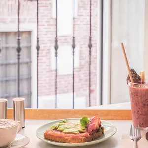 https://dulces-dreams-boutique-hostel.es-andalucia.com